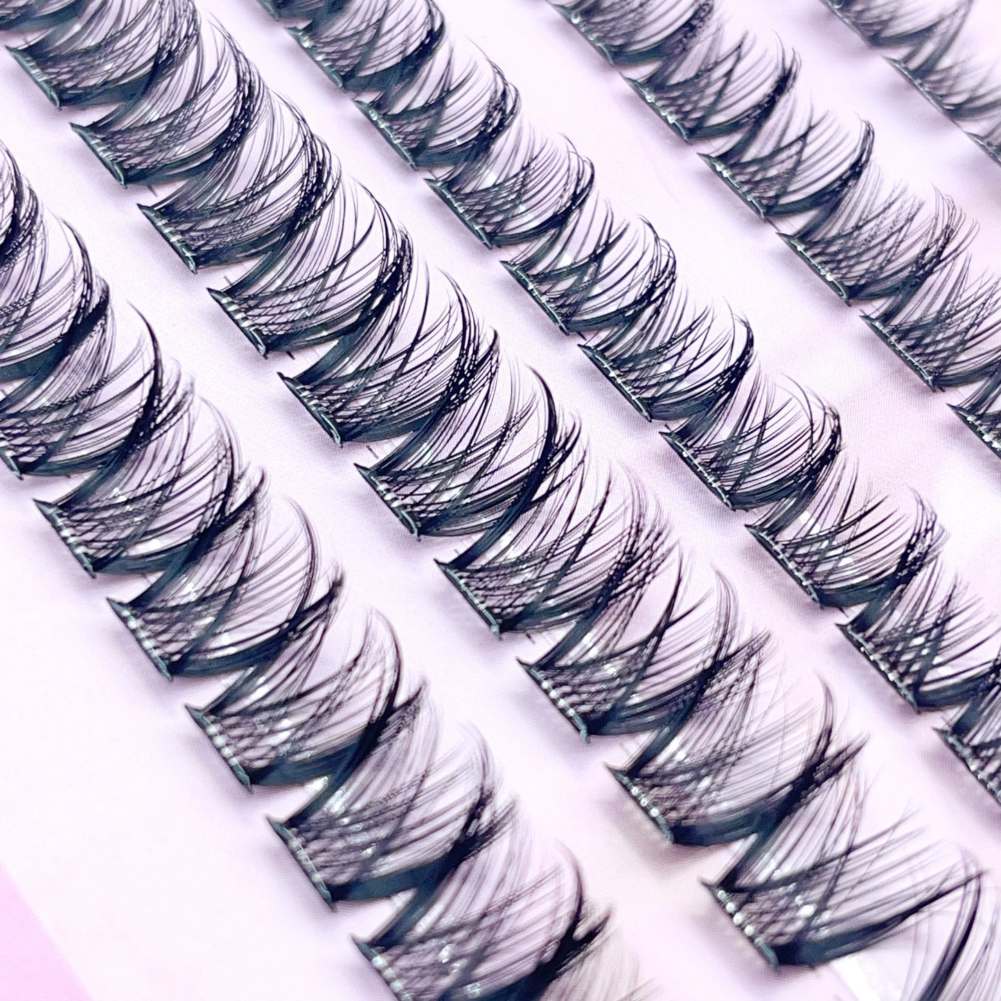 MG05 Self-adhesive Cluster Lashes (8mm-16mm mixed) D curl