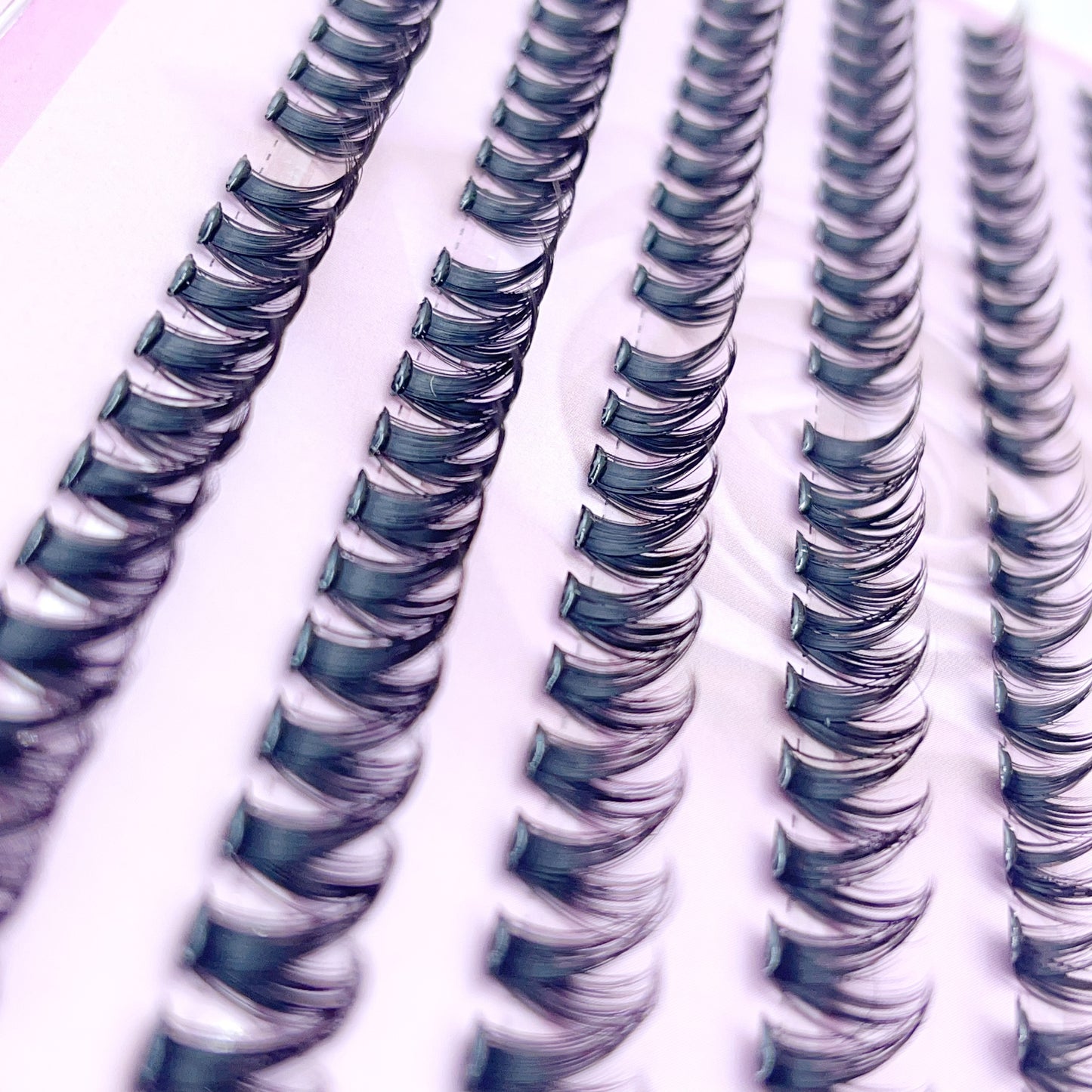 MG08 Self-adhesive Cluster Lashes (8mm-16mm mixed) D curl