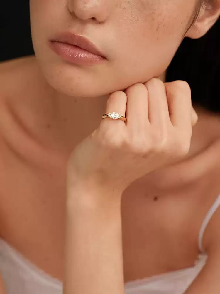 S925 sterling silver marquise cut zirconia minimalist ring