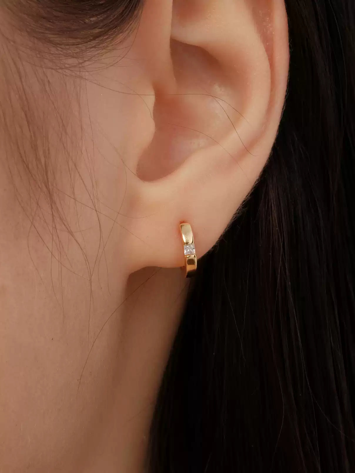 S925 pure silver round diamond zirconium gold ear hoop earrings