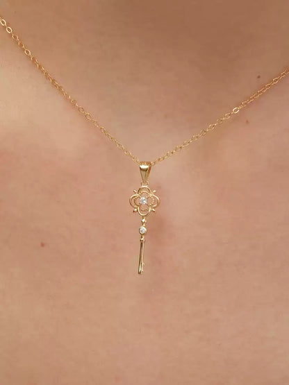 S925 pure silver hollow-punched engraved small keychain necklace