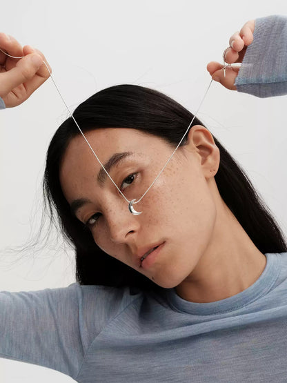 S925 pure silver three-dimensional solid small moon necklace